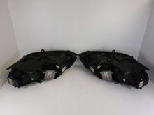 Load image into Gallery viewer, Frontscheinwerfer VW Touareg 7P1941752 7P1941751 LED Ein Satz Headlight