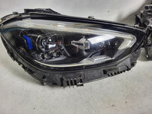Laden Sie das Bild in den Galerie-Viewer, Frontscheinwerfer Mercedes-Benz W206 A2069065304 A2069065404 Ein Satz Headlight SCH3916153359jy