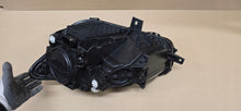 Laden Sie das Bild in den Galerie-Viewer, Frontscheinwerfer Mercedes-Benz W247 Rechts Scheinwerfer Headlight SCH5916419288co