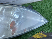 Laden Sie das Bild in den Galerie-Viewer, Frontscheinwerfer Mitsubishi Colt VI I MR957354 Vorderseite Headlight