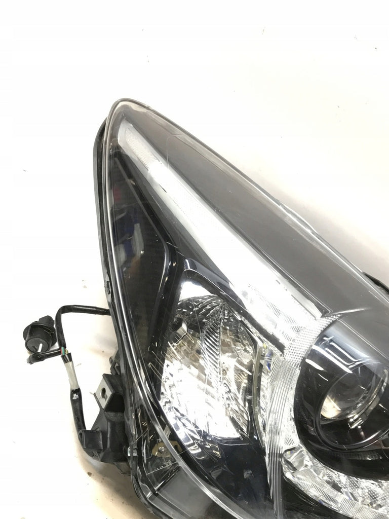 Frontscheinwerfer Mazda III D09K-51030 LED Rechts Scheinwerfer Headlight