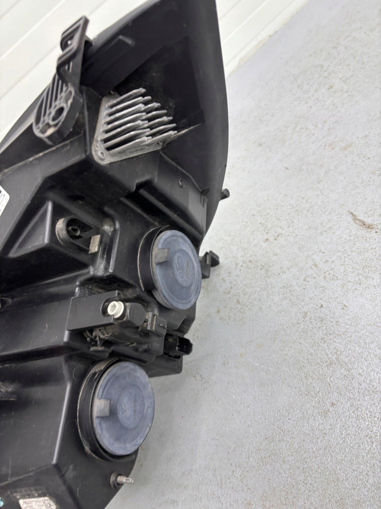 Frontscheinwerfer Opel Movano B Master III 260105567R Rechts Headlight SCH8496090640ku