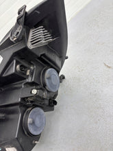 Laden Sie das Bild in den Galerie-Viewer, Frontscheinwerfer Opel Movano B Master III 260105567R Rechts Headlight SCH8496090640ku