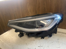 Load image into Gallery viewer, Frontscheinwerfer VW 11B941035G Links Scheinwerfer Headlight SCH8101604945ge