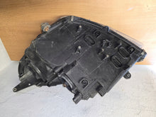 Laden Sie das Bild in den Galerie-Viewer, Frontscheinwerfer Mercedes-Benz Slk A1718203261 Rechts Scheinwerfer Headlight SCH7947700324bz