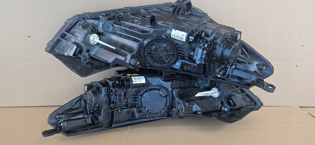 Frontscheinwerfer Hyundai Tucson 92102-D7201 92102-D7200 LED Ein Satz Headlight SCH9906364664ln