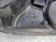 Laden Sie das Bild in den Galerie-Viewer, Frontscheinwerfer Dacia Duster 1305236683 Links Scheinwerfer Headlight