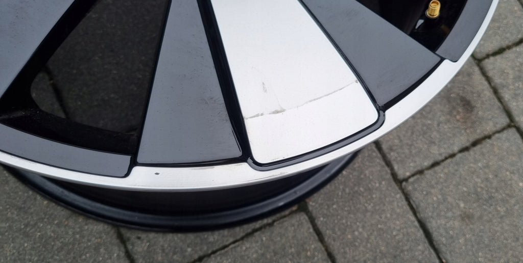 1x Alufelge 18 Zoll 7.0" 5x112 48ET Glanz Schwarz 5C0601025AK VW Beetle FEL5853955344bo