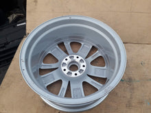 Load image into Gallery viewer, 1x Alufelge 17 Zoll 7.0" 5x114.3 49ET 7J17CH5-49 Renault Rim Wheel FEL2606848295du