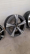 Laden Sie das Bild in den Galerie-Viewer, 1x Alufelge 19 Zoll 8.0" 5x112 45ET Seat Ateca Rim Wheel FEL1591129060wc