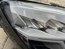 Laden Sie das Bild in den Galerie-Viewer, Frontscheinwerfer Audi A3 8Y0941012 Rechts Scheinwerfer Headlight