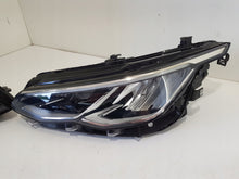 Load image into Gallery viewer, Frontscheinwerfer VW Golf VIII 5H1941005B LED Links Scheinwerfer Headlight