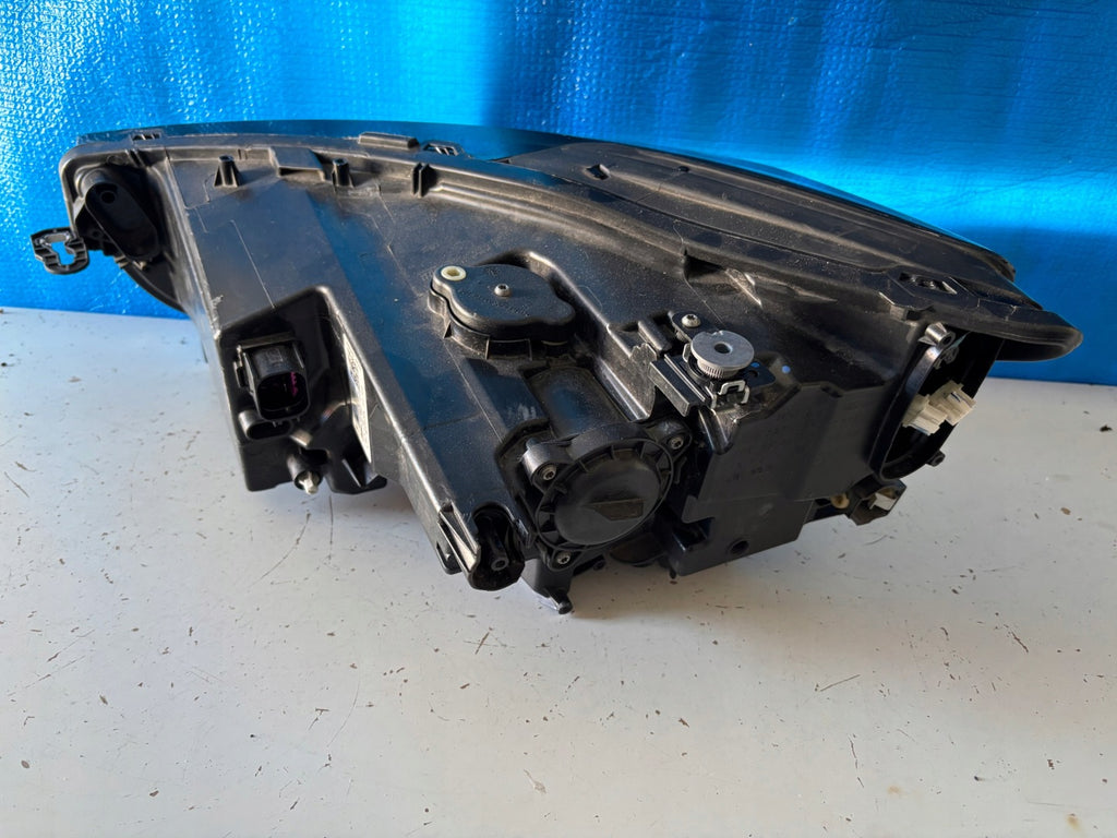 Frontscheinwerfer Seat Tarraco 5FJ941008H LED Ein Stück (Rechts oder Links) SCH4412823161ik