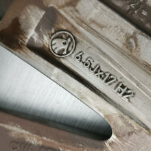 Load image into Gallery viewer, 1x Alufelge 17 Zoll 6.5" 5x100 40ET Graphit 658601025 Skoda Scala Kamiq FEL3662959514uk