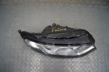 Laden Sie das Bild in den Galerie-Viewer, Frontscheinwerfer Ford Ecosport CN1513W030BH Ein Satz Scheinwerfer Headlight SCH9922125979qy