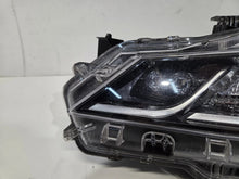 Laden Sie das Bild in den Galerie-Viewer, Frontscheinwerfer Toyota Corolla 81150-02T31 Links Scheinwerfer Headlight SCH4334511867cu