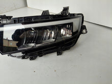 Laden Sie das Bild in den Galerie-Viewer, Frontscheinwerfer Opel Astra L 9851881680 Full LED Ein Stück (Rechts oder Links) SCH7162867796xq