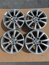 Load image into Gallery viewer, 4x Alufelge 18 Zoll 8.0" 5x112 53ET Silber 7P6601025C VW Touareg Rim Wheel FEL8436653355so