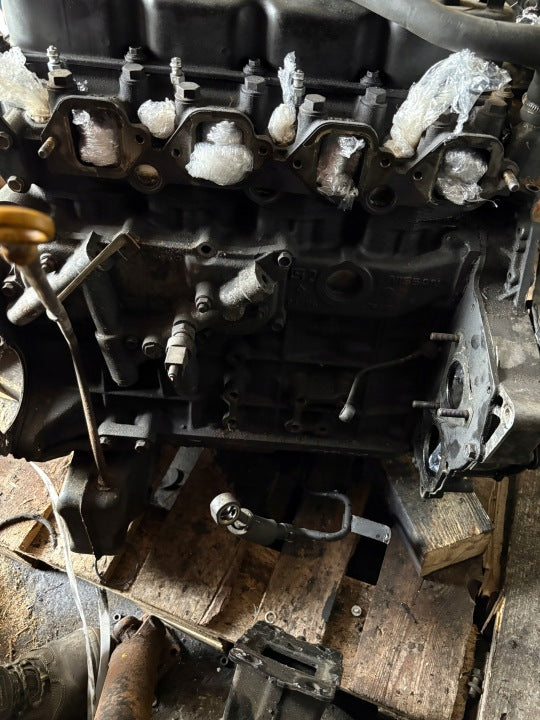 Motorblock Nissan Terrano II TD27H 2.7 219TKm Diesel Unkomplett MOT5742860421lt
