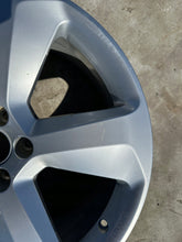 Laden Sie das Bild in den Galerie-Viewer, 1x Alufelge 19 Zoll 8.0" 5x112 8R0601025BE Audi Q5 Rim Wheel FEL6928109023nl