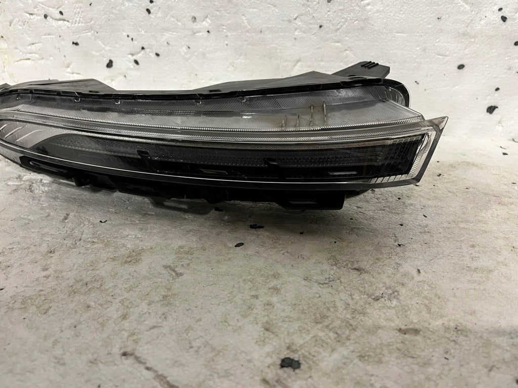 Frontscheinwerfer Hyundai Bayon 92208Q0500 Rechts Scheinwerfer Headlight SCH7479674219ns