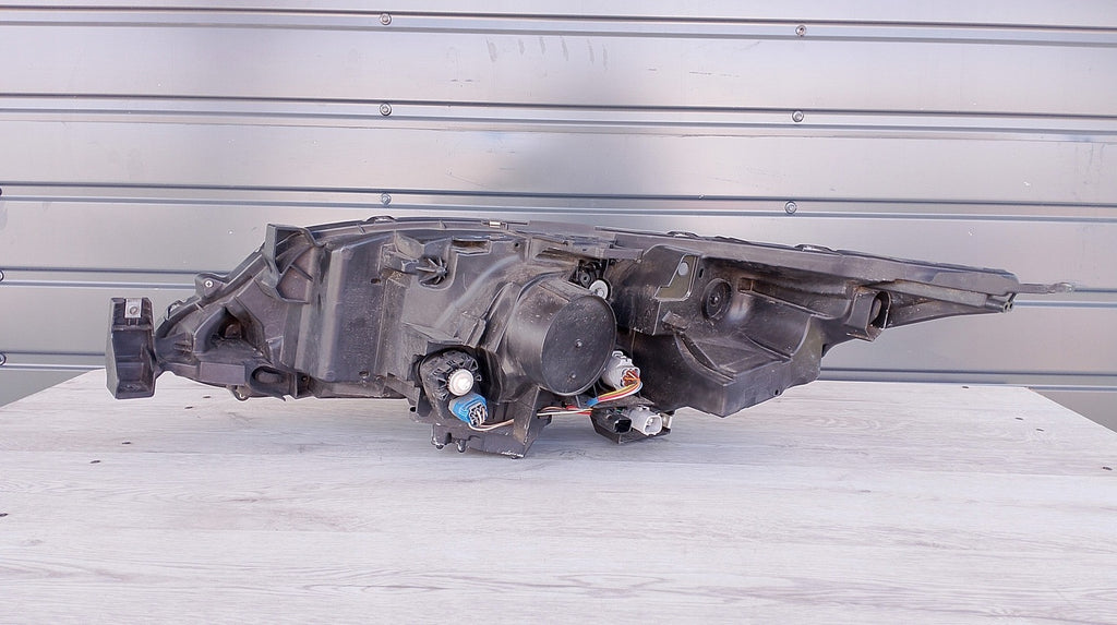 Frontscheinwerfer Mitsubishi Eclipse Cross 92102-H892102-H8 LED Rechts Headlight