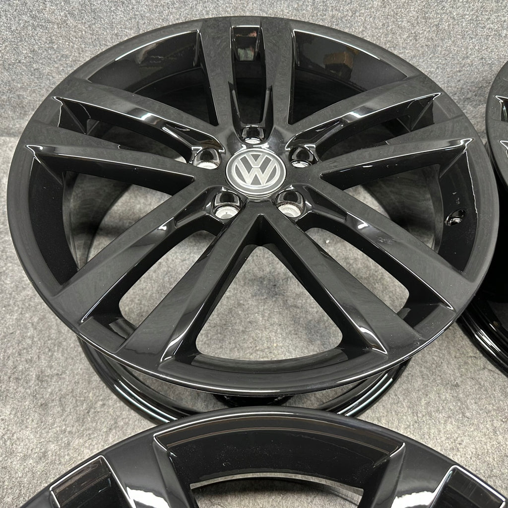 4x Alufelge 18 Zoll 7.5" 5x112 51ET Glanz Schwarz 5G0601025AF VW Golf Vii FEL3964717910mj