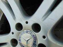 Laden Sie das Bild in den Galerie-Viewer, 1x Alufelge 17 Zoll 8.0&quot; 5x112 38ET A2114013602 Mercedes-Benz W211 Rim Wheel