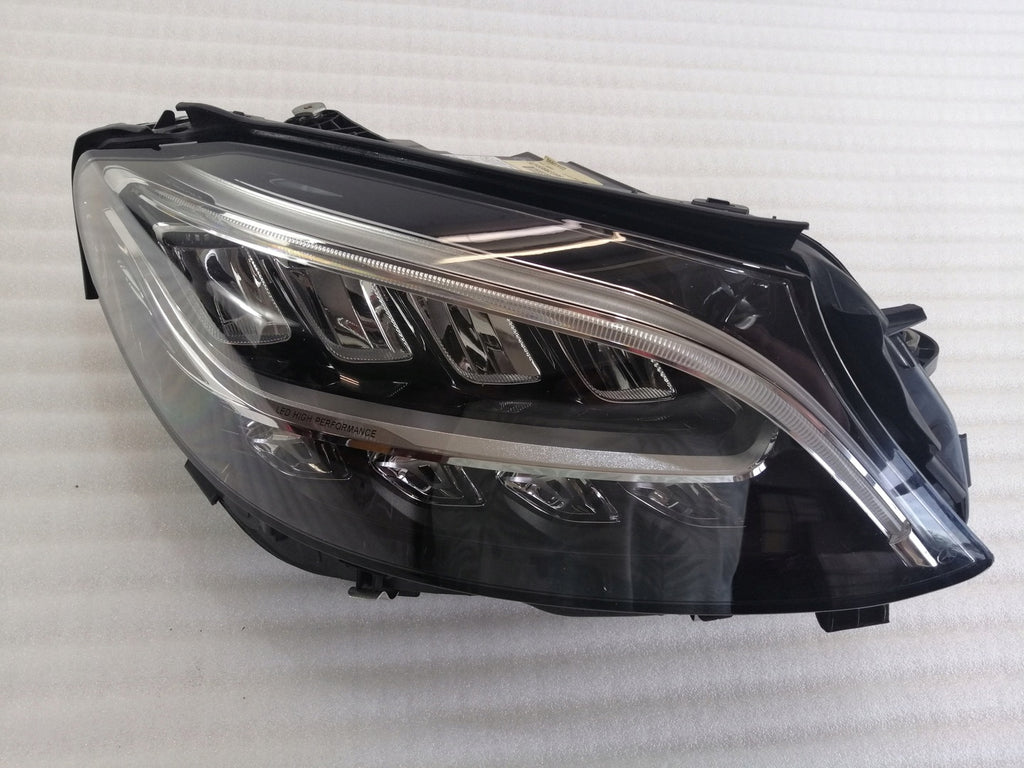 Frontscheinwerfer Mercedes-Benz W205 2059062206 LED Rechts Headlight SCH8397303325xf