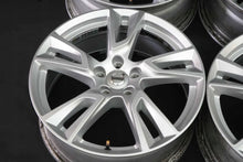 Laden Sie das Bild in den Galerie-Viewer, 4x Alufelge 18 Zoll 7.5" 5x108 50 5ET Glanz Silber 31362866 Volvo I Rim Wheel FEL2909024550vk