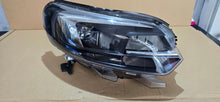 Laden Sie das Bild in den Galerie-Viewer, Frontscheinwerfer Opel Zafira A Vivaro C 9832836480-00 Bi-Xenon Rechts Headlight SCH1284877480iz