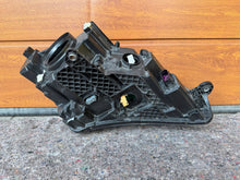 Laden Sie das Bild in den Galerie-Viewer, Frontscheinwerfer Skoda Superb III 3V1941015B Xenon Links Scheinwerfer Headlight