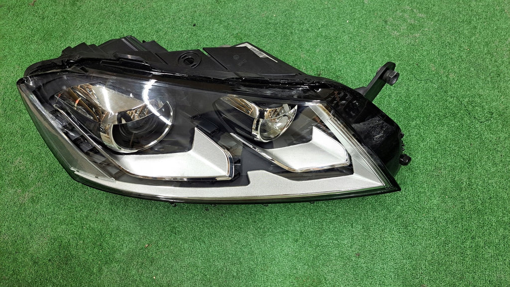 Frontscheinwerfer VW Passat B7 3AB941752 90005333 Rechts Scheinwerfer Headlight