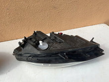 Load image into Gallery viewer, Frontscheinwerfer Audi A6 C7 4G0941043 Xenon Links Scheinwerfer Headlight