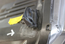 Load image into Gallery viewer, Frontscheinwerfer Hyundai Tucson 92102N7100 Rechts Scheinwerfer Headlight SCH8675869050ee