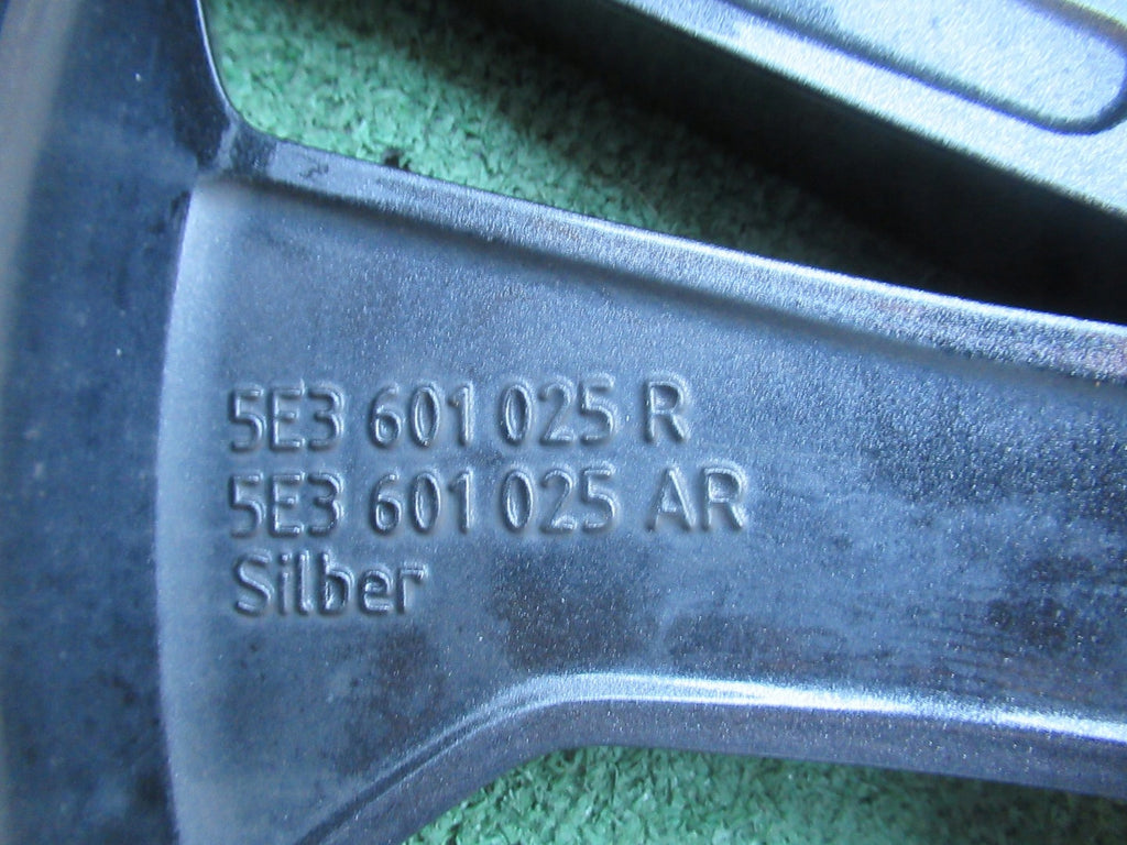 1x Alufelge 19 Zoll 7.5" 5x112 48ET Glanz Grau 5E3601025 Mg Octavia 5e3