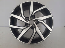 Load image into Gallery viewer, 1x Alufelge 18 Zoll 7.5" 5x108 45ET Glanz Silber 32209776 Volvo S60 V60 FEL2163367567mj