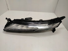 Laden Sie das Bild in den Galerie-Viewer, Frontscheinwerfer Mitsubishi Eclipse Cross EDM92205010 LED Links Headlight
