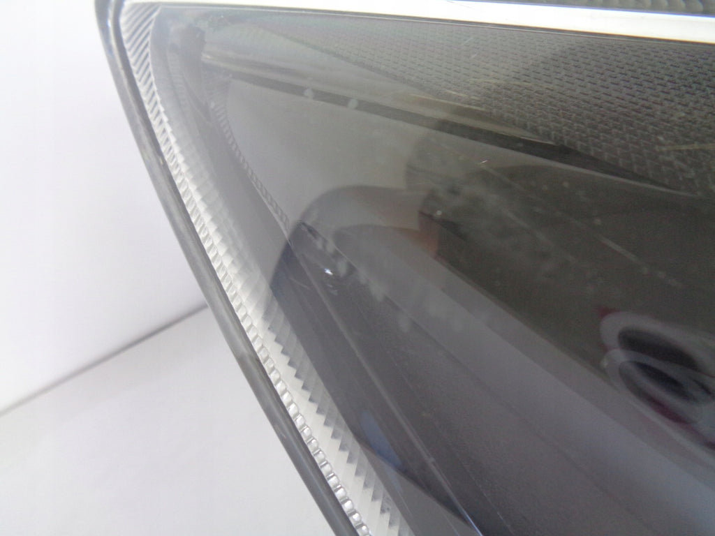 Frontscheinwerfer Ford Focus F1EB-13D154-CB LED Ein Stück (Rechts oder Links)