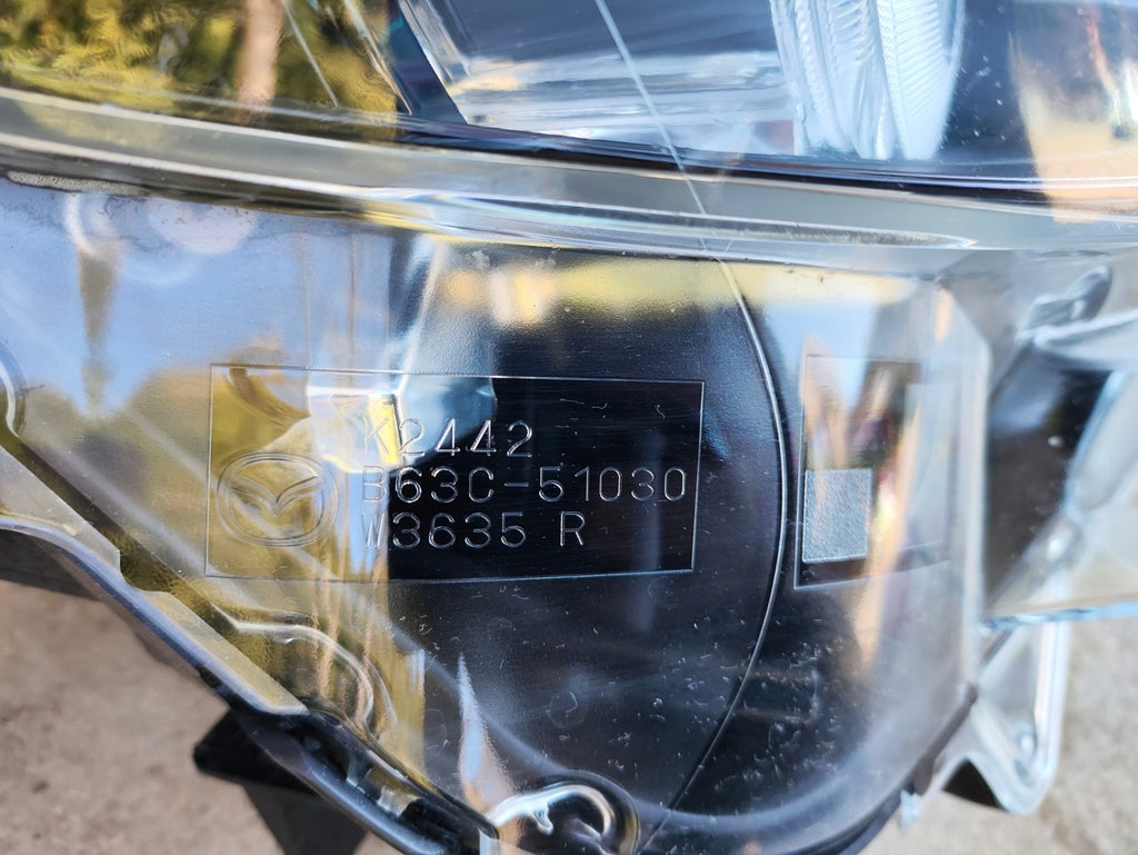 Frontscheinwerfer Mazda 3 Bm B63C-51030 Full LED Rechts Scheinwerfer Headlight SCH9561048957fm