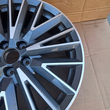 Laden Sie das Bild in den Galerie-Viewer, 1x Alufelge 19 Zoll 7.0" 5x112 43ET Glanz Schwarz 83A601025L Audi Q3 Mg FEL1792874123ns