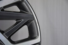 Laden Sie das Bild in den Galerie-Viewer, 1x Alufelge 18 Zoll 7.5" 5x114.3 50ET Matt Graphit 52910-CM300 Hyundai Kona Mg FEL1693430083yd