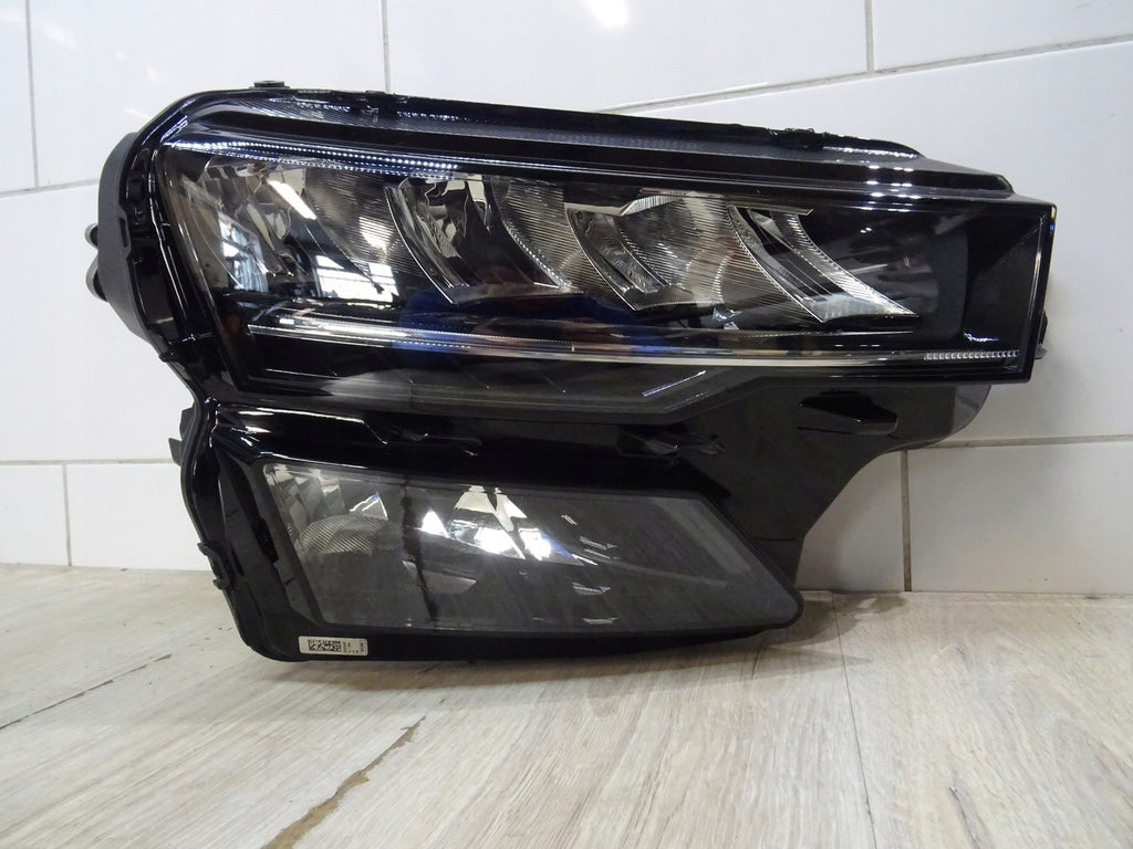 Frontscheinwerfer Skoda Kamiq 57B941010 LED Rechts Scheinwerfer Headlight SCH2945295388zr