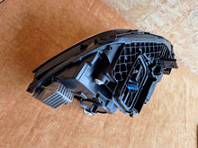 Laden Sie das Bild in den Galerie-Viewer, Frontscheinwerfer Mercedes-Benz W247 A2479064205KZ LED Rechts Headlight SCH9941854734ql