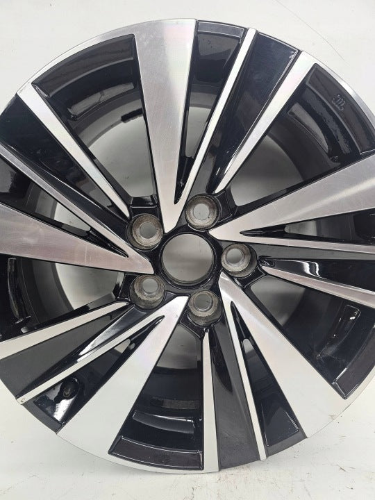 1x Alufelge 17 Zoll 5x114.3 Toyota Corolla Rim Wheel FEL9562908128jt