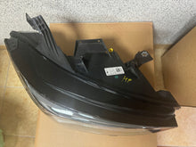Laden Sie das Bild in den Galerie-Viewer, Frontscheinwerfer Cupra Born 10F941008H Rechts Scheinwerfer Headlight SCH9223810364qs