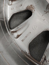 Laden Sie das Bild in den Galerie-Viewer, 1x Alufelge 17 Zoll 8.0" 5x112 41ET Glanz Grau A2224010802 Mercedes-Benz W222 Mg FEL9245544357vt