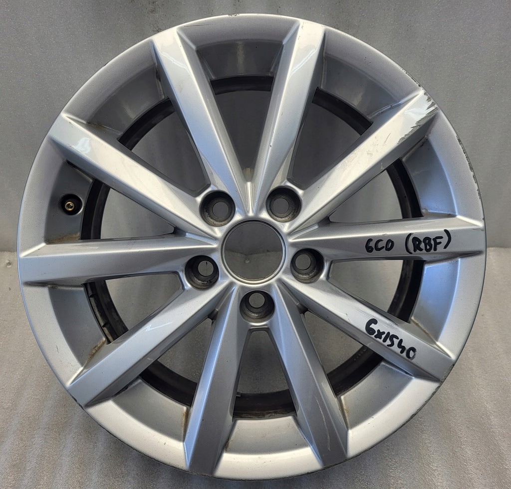 1x Alufelge 15 Zoll 6.0" 5x100 40ET Glanz Silber 6C0601025M VW Polo Rim Wheel FEL8064732789id