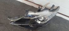 Laden Sie das Bild in den Galerie-Viewer, Frontscheinwerfer Toyota Auris 81150-02E21 LED Links Scheinwerfer Headlight