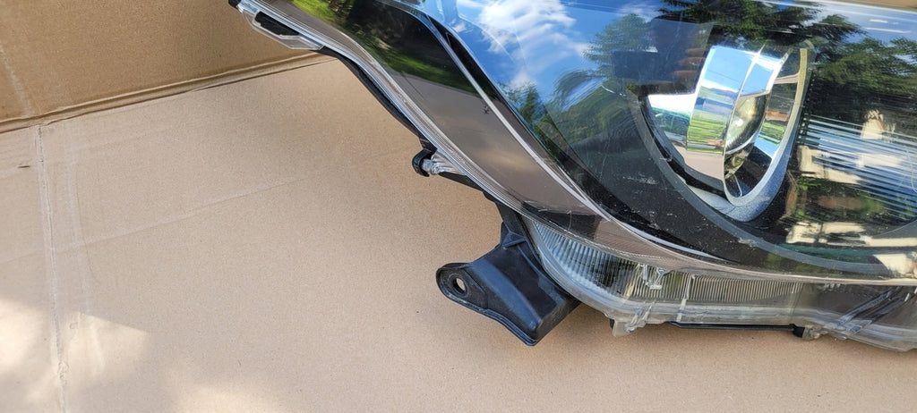 Frontscheinwerfer Toyota Yaris 81150-K0060 Rechts Scheinwerfer Headlight SCH2730230381qj